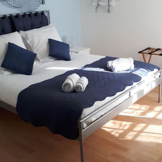 住宿加早餐  L Aur~élie