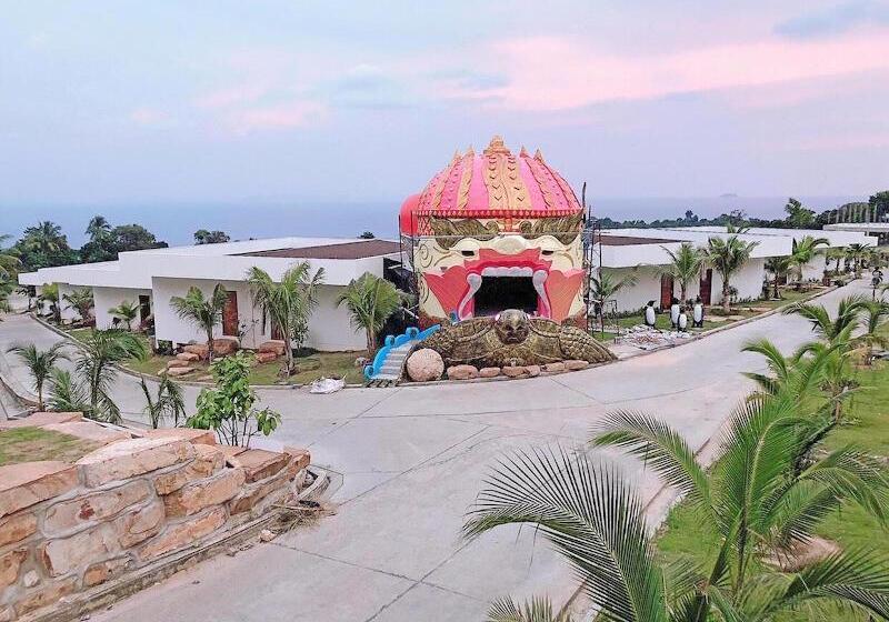 Hotel Phi Phi Mountain Beach Resort Sha Certified