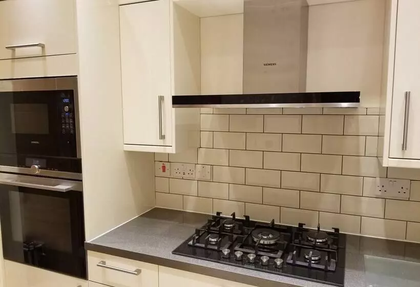 Mayflower Apartments