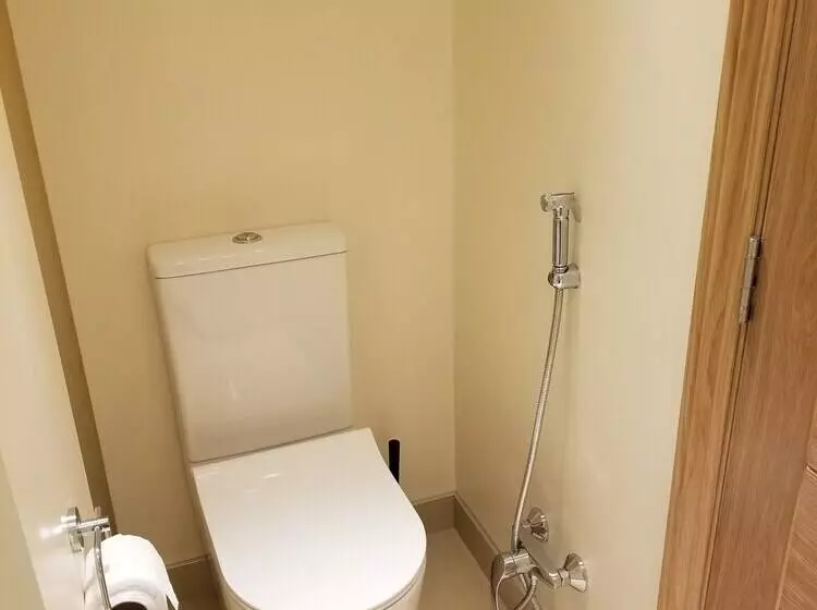 Mayflower Apartments