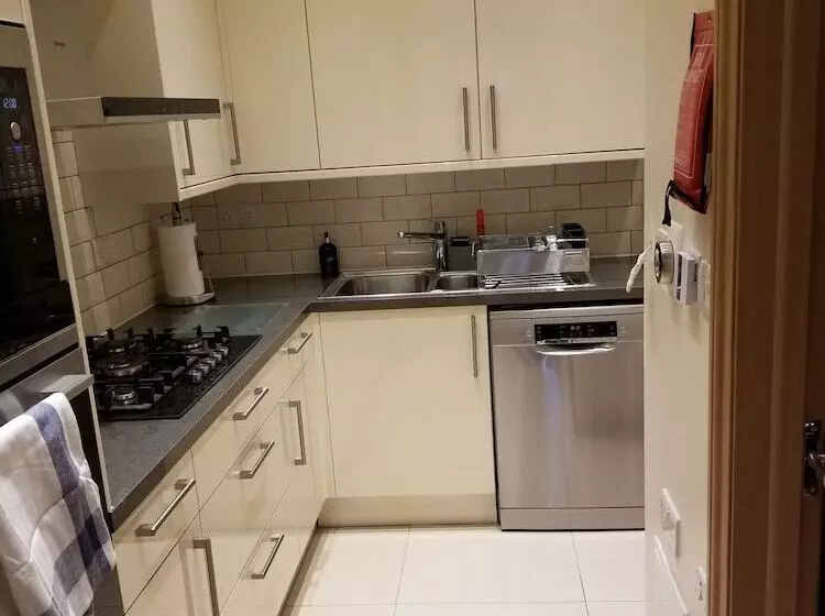 Mayflower Apartments