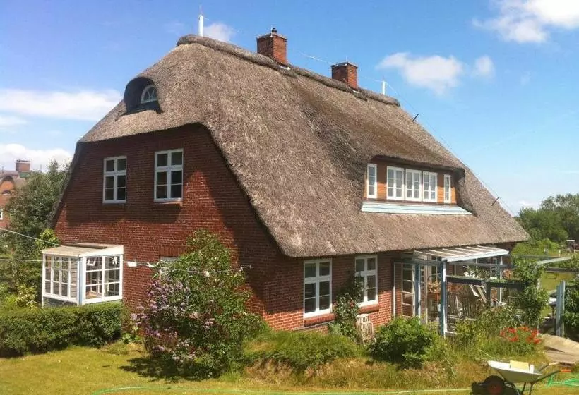 ペンション Gästehaus Kapitän Jan Ricklefs