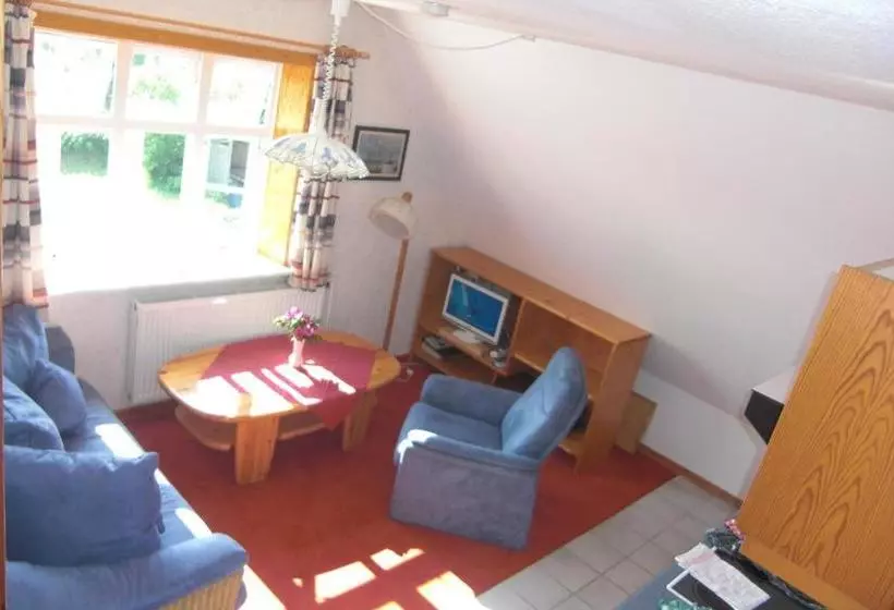 ペンション Gästehaus Kapitän Jan Ricklefs