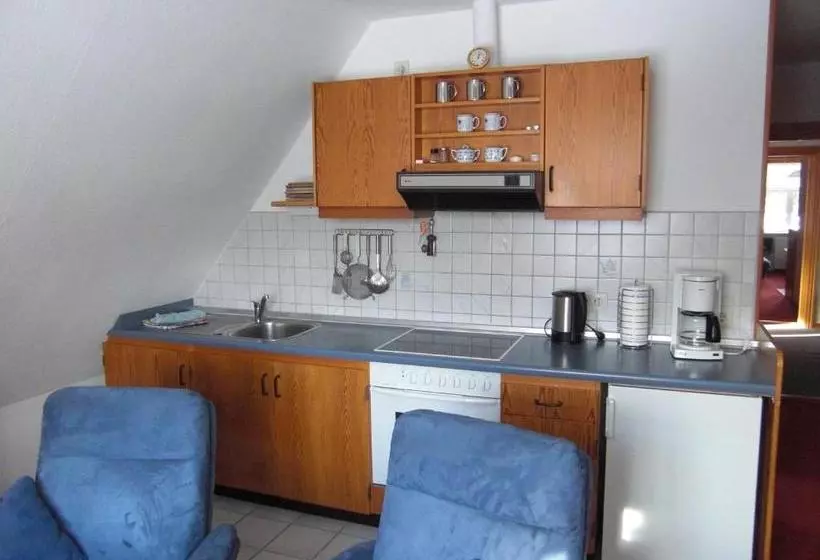 ペンション Gästehaus Kapitän Jan Ricklefs