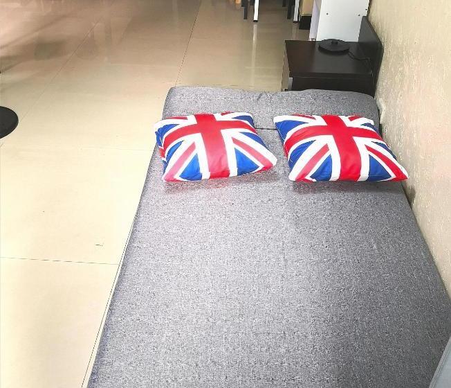 هاستل Youth Space