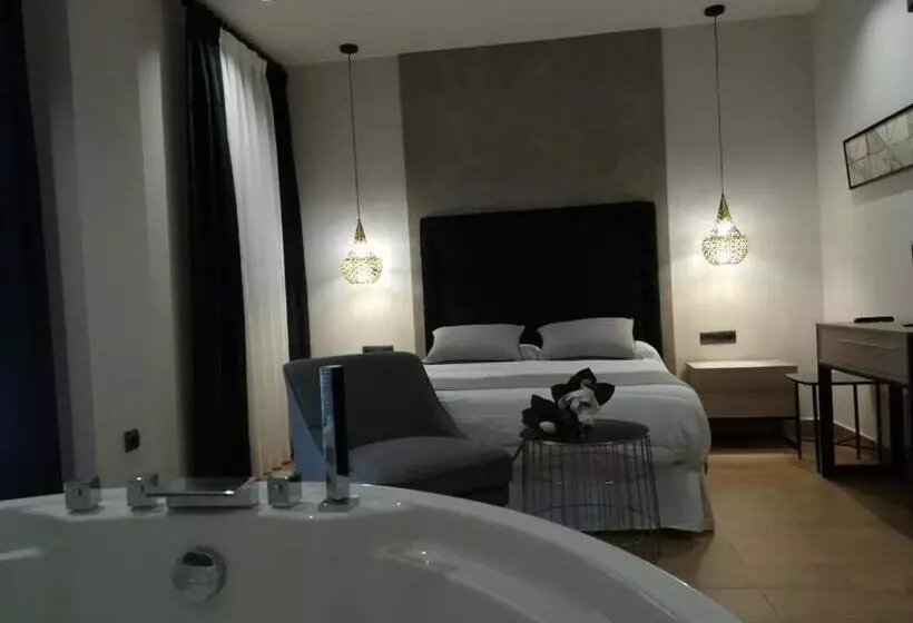 هتل Aljibe Casa Rural