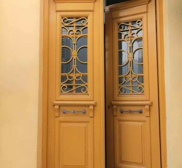 Luxurious Apartment In The Heart Of Tinos