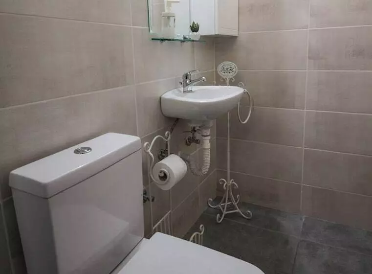 Luxurious Apartment In The Heart Of Tinos