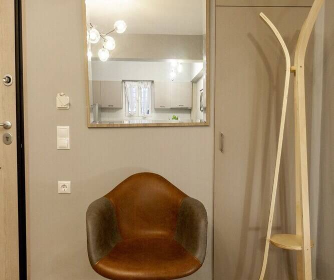 Privilege Flat Renovated Upscale Studio