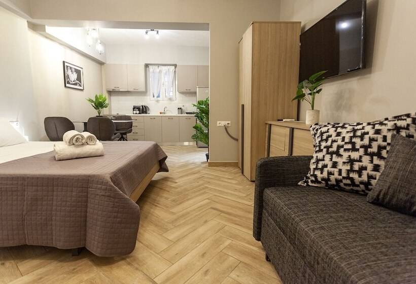 Privilege Flat Renovated Upscale Studio