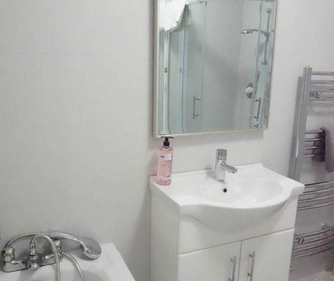 Tollymore Self Catering