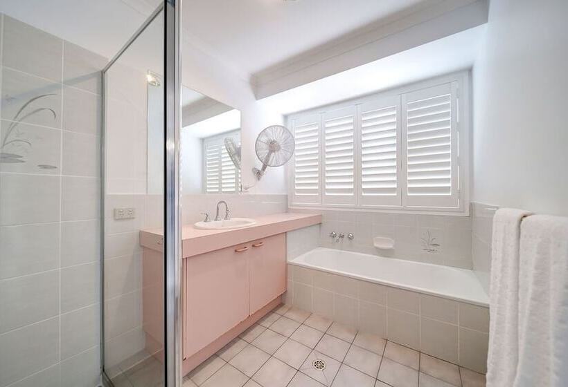 Best Location Welcoming Home