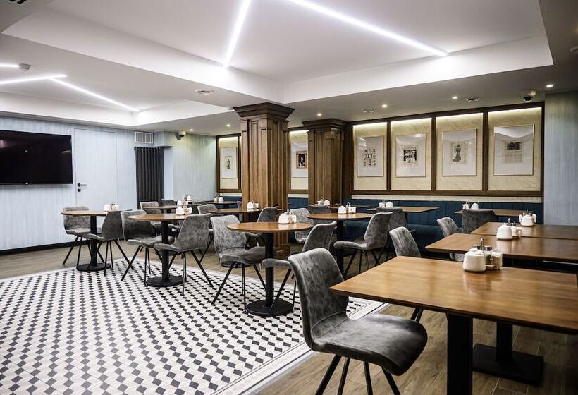 Statskij Sovetnik Hotel Kustarnyy