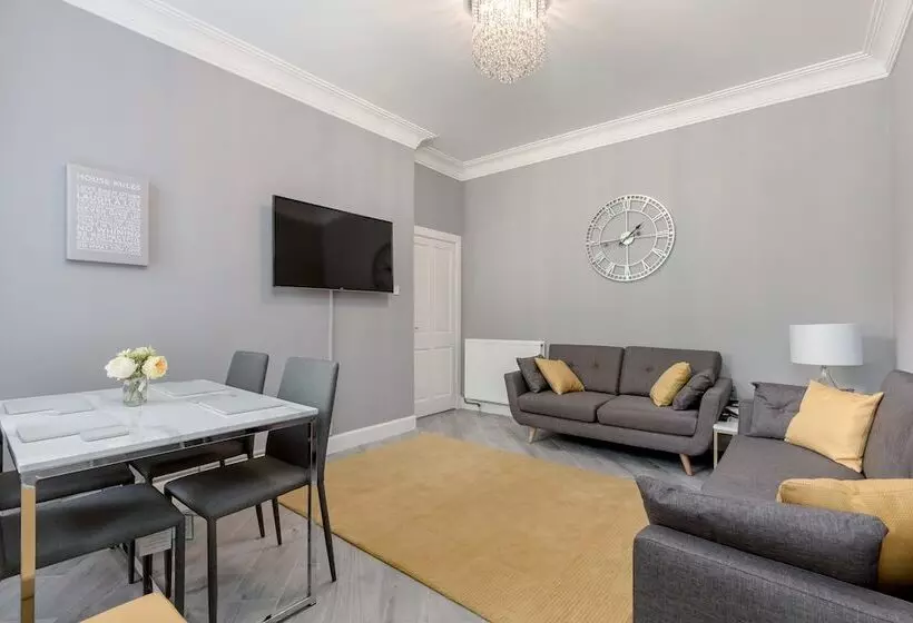 No 46   By Staydunfermline