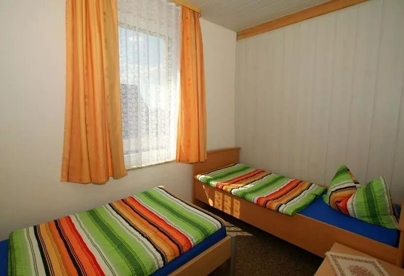 ペンション Ferienhaus  Zur Alten Schule