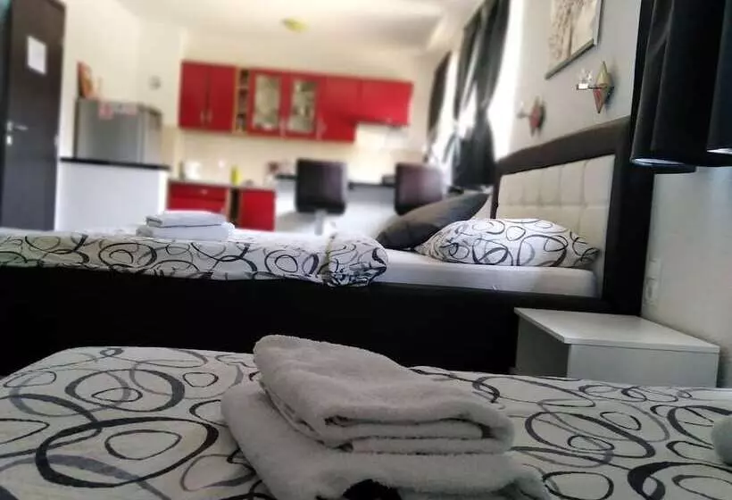 Majatalo Guest House First Stop