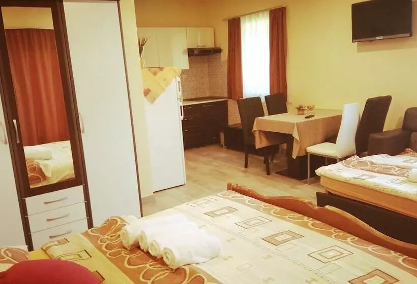 Majatalo Guest House First Stop