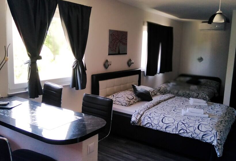 بنسيون Guest House First Stop