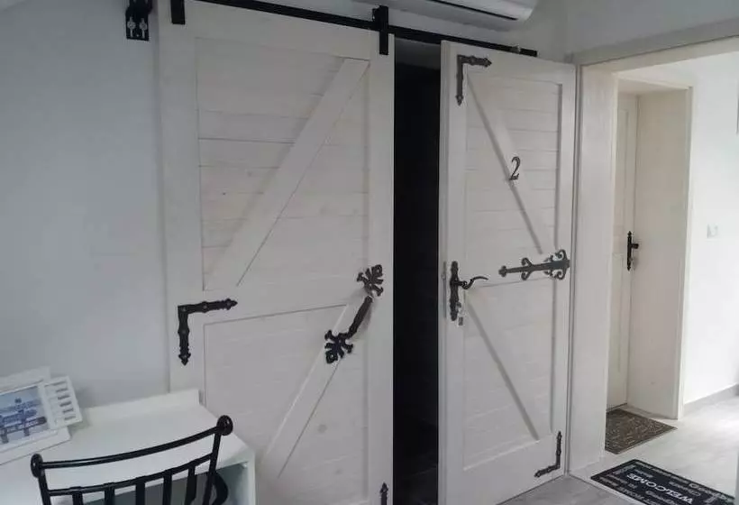 پانسیون Rooms Grizzly