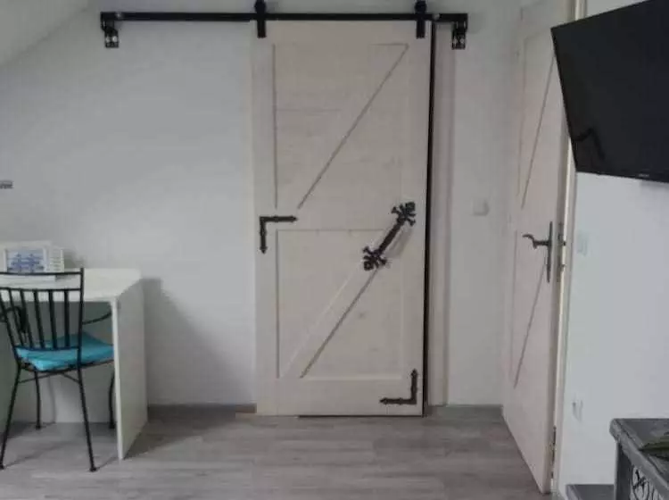 پانسیون Rooms Grizzly