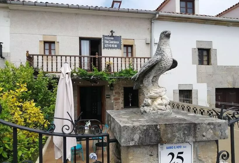 پانسیون Villa Castellanos