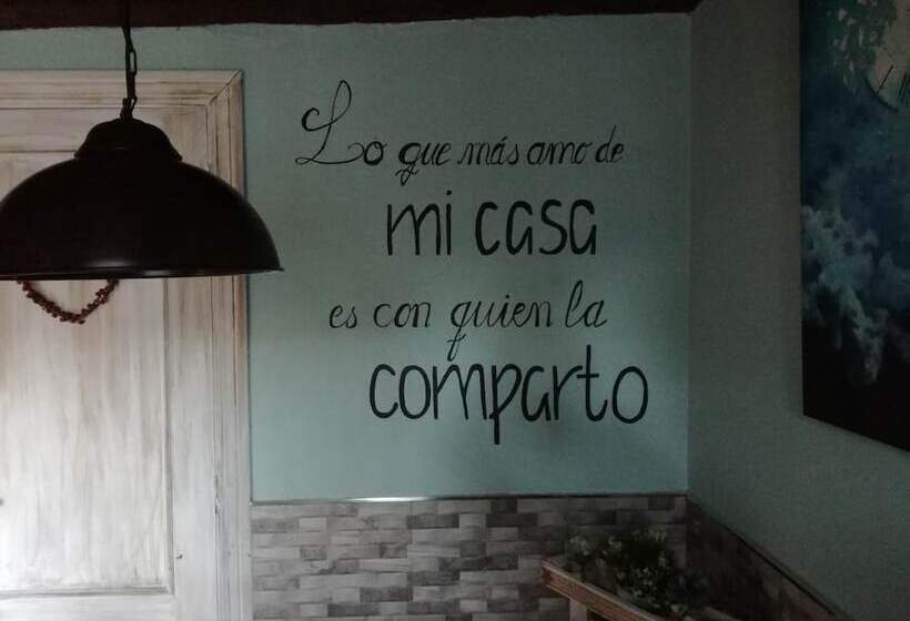 פנסיון Villa Castellanos