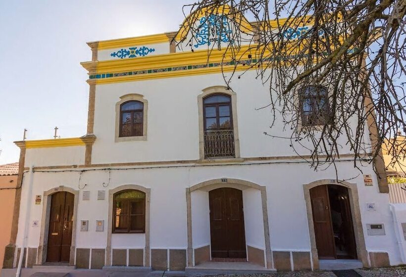 Solar Da Rosa Rc E Solar Da Tirosa 1º Andar