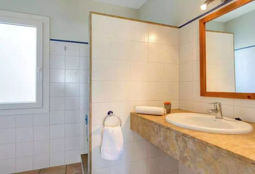 107494   Villa In Binisafuller