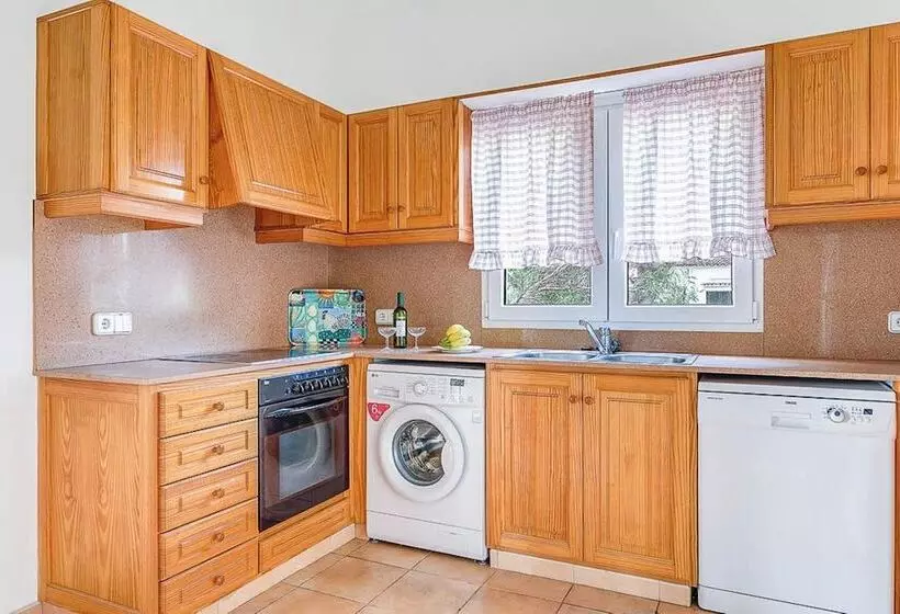 107494   Villa In Binisafuller