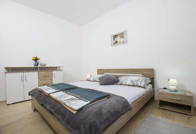 Apartment Josipa 4209