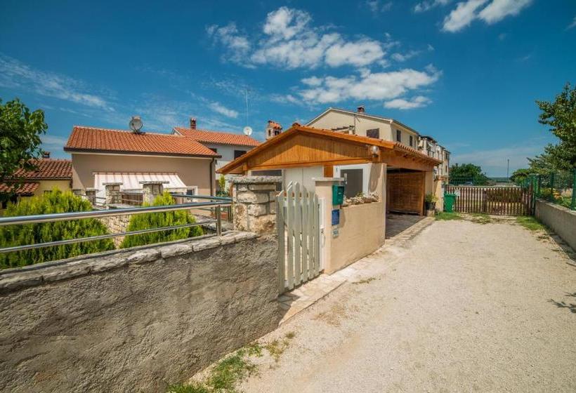 Holiday Apartment Stojanovski