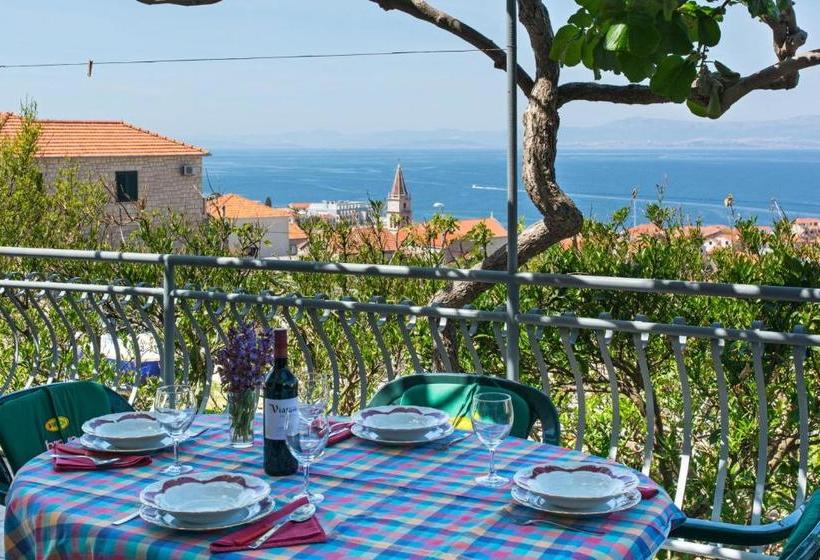 Apartments Katija   Sea View