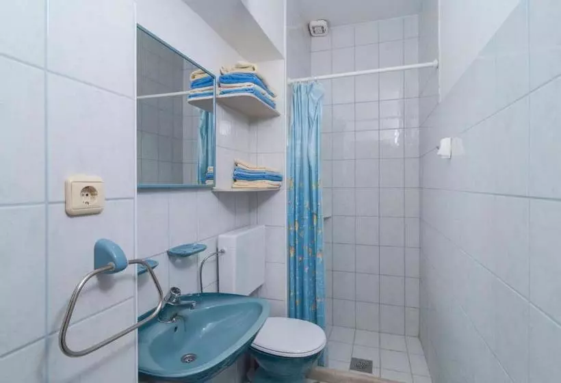 Apartments Katija   Sea View