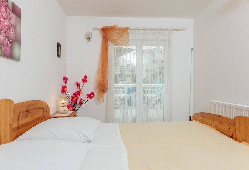 Apartments Villa Dane