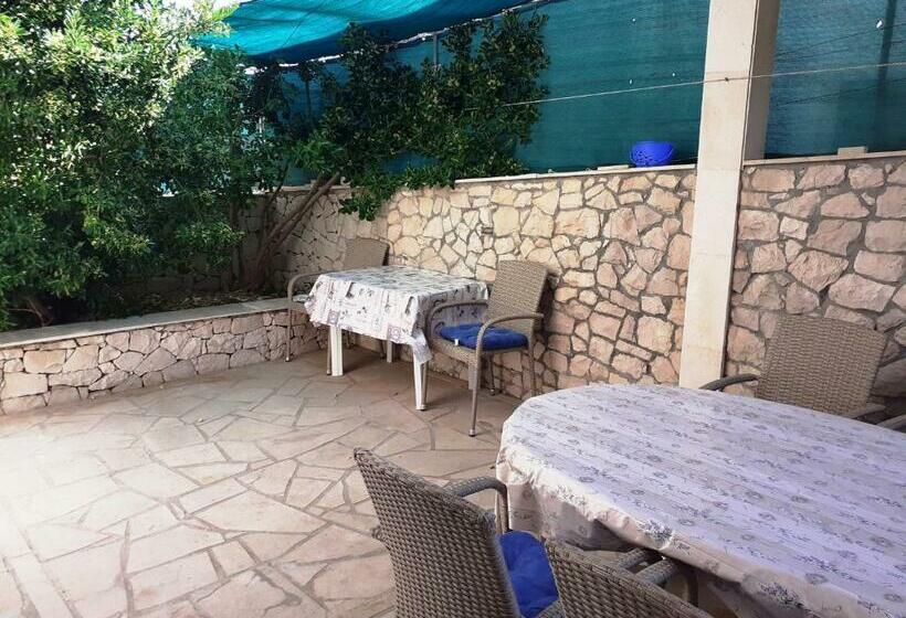 Apartments Villa Vanja