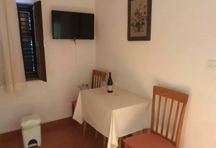 Apartments Villa Vanja