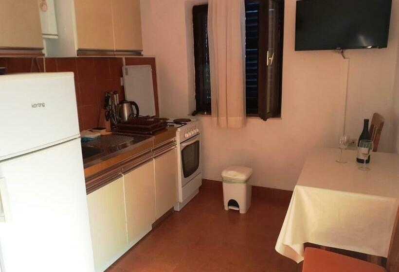 Apartments Villa Vanja