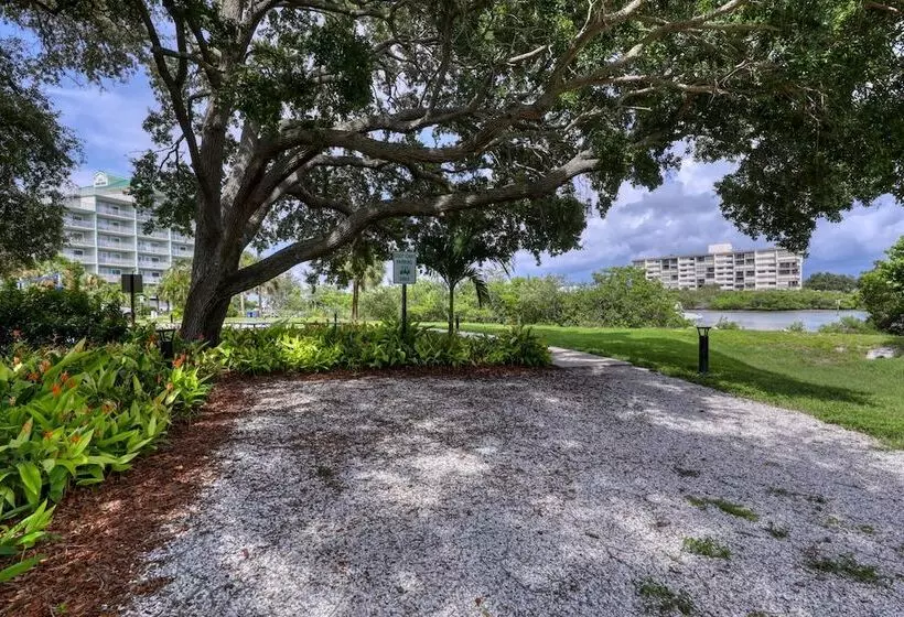 Beachtrail Lodging