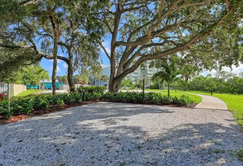Beachtrail Lodging