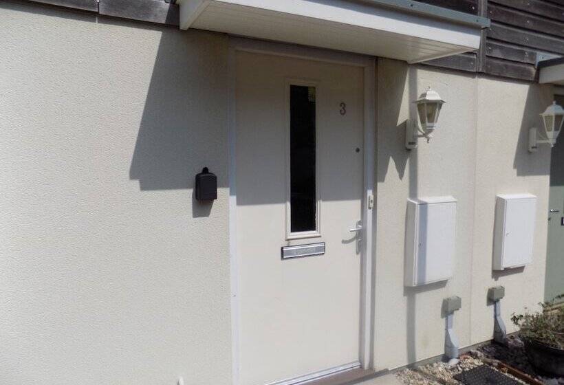 민박 A Home From Home 2