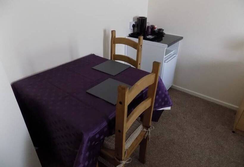 민박 A Home From Home 2