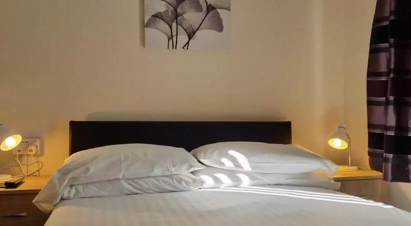 ベッドアンドブレックファースト A Home From Home 2