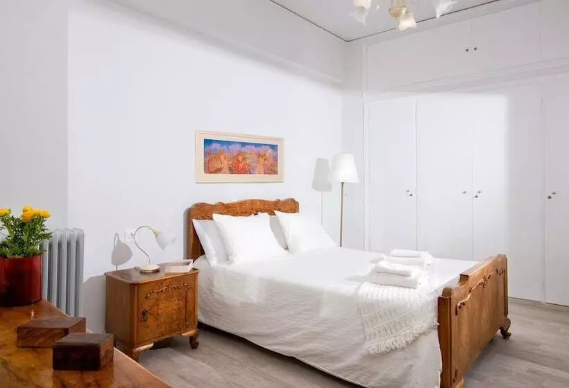 Bright Stylish Flat 10  Walk To Centre