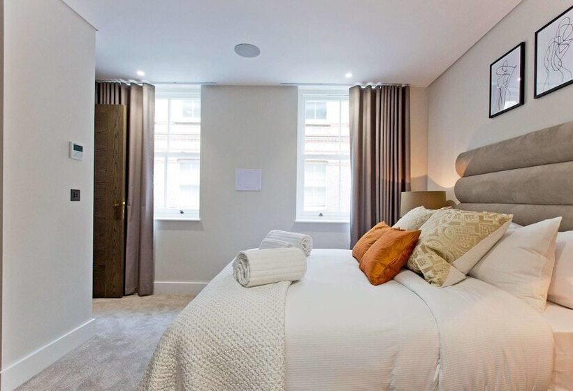 Luxury 2 Bed With Lift Ac And Concierge