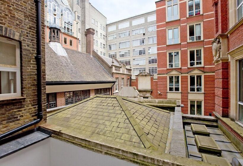 Luxury 2 Bed With Lift Ac And Concierge