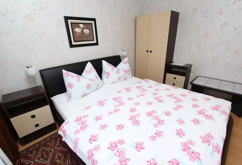 پانسیون Rooms And Apartment Stefan