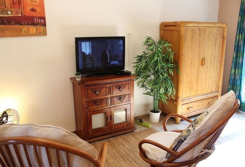 بنسيون Villa Colibri