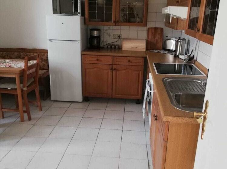 פנסיון Villa Viktoria