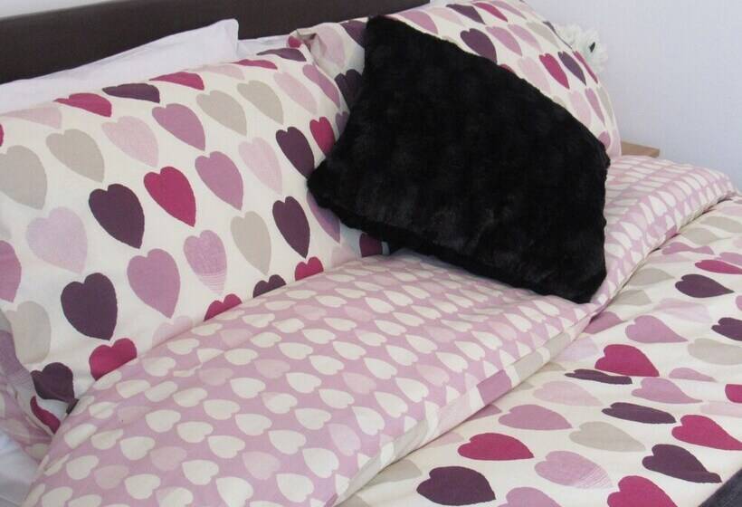 Spacious Flat Fenham