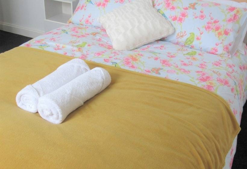 Spacious Flat Fenham